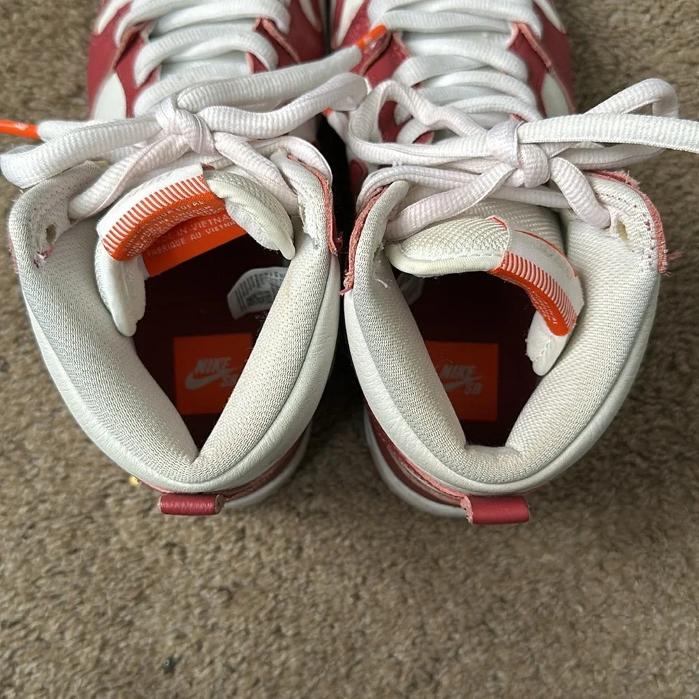 Nike Dunk’s women size 5 - Picture 5 of 6